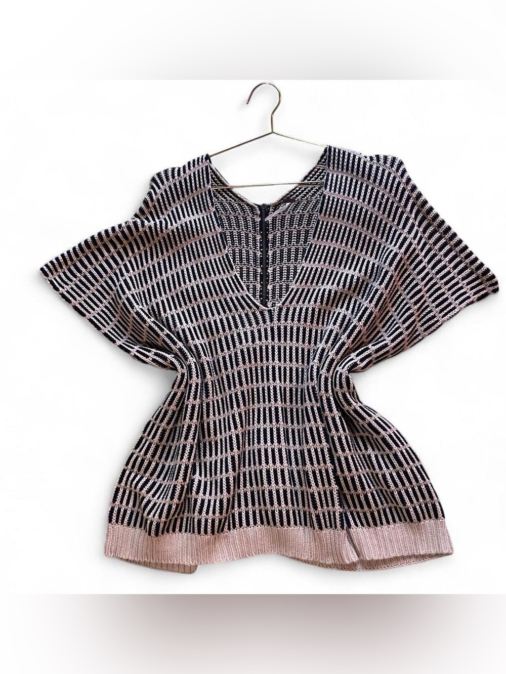 Free People Black & Beige Open Knit Zip Back Sweater – Textured Short Sleeve Top